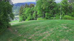 Prostřední část sjezdovky a snowpark