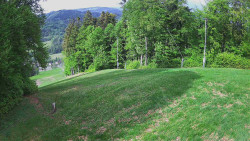 Prostřední část sjezdovky a snowpark