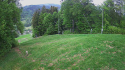 Prostřední část sjezdovky a snowpark