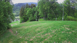 Prostřední část sjezdovky a snowpark