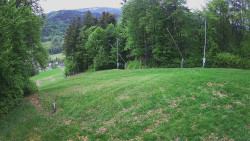 Prostřední část sjezdovky a snowpark