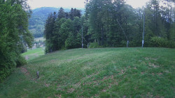 Prostřední část sjezdovky a snowpark