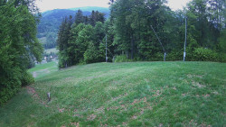 Prostřední část sjezdovky a snowpark
