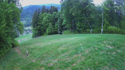Prostřední část sjezdovky a snowpark
