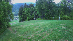 Prostřední část sjezdovky a snowpark