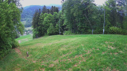 Prostřední část sjezdovky a snowpark