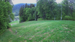Prostřední část sjezdovky a snowpark