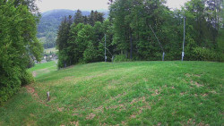 Prostřední část sjezdovky a snowpark