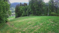 Prostřední část sjezdovky a snowpark