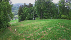 Prostřední část sjezdovky a snowpark