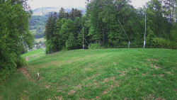 Prostřední část sjezdovky a snowpark