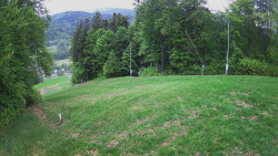 Prostřední část sjezdovky a snowpark