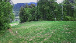 Prostřední část sjezdovky a snowpark
