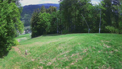 Prostřední část sjezdovky a snowpark