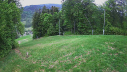 Prostřední část sjezdovky a snowpark