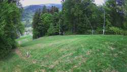 Prostřední část sjezdovky a snowpark