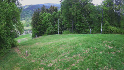 Prostřední část sjezdovky a snowpark