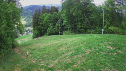 Prostřední část sjezdovky a snowpark