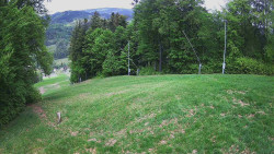 Prostřední část sjezdovky a snowpark