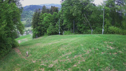 Prostřední část sjezdovky a snowpark