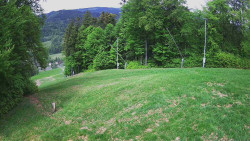 Prostřední část sjezdovky a snowpark