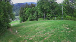 Prostřední část sjezdovky a snowpark