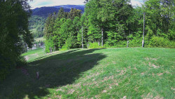 Prostřední část sjezdovky a snowpark