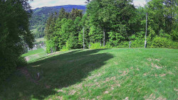 Prostřední část sjezdovky a snowpark
