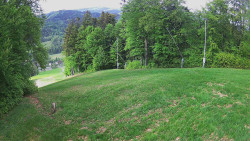 Prostřední část sjezdovky a snowpark