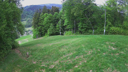 Prostřední část sjezdovky a snowpark