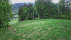 Prostřední část sjezdovky a snowpark