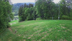 Prostřední část sjezdovky a snowpark