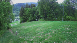 Prostřední část sjezdovky a snowpark