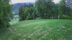 Prostřední část sjezdovky a snowpark