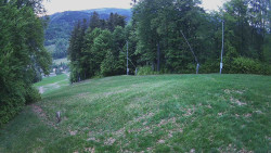 Prostřední část sjezdovky a snowpark