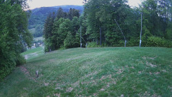 Prostřední část sjezdovky a snowpark
