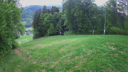 Prostřední část sjezdovky a snowpark