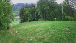 Prostřední část sjezdovky a snowpark