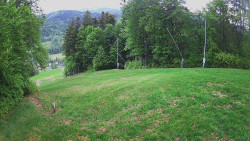 Prostřední část sjezdovky a snowpark
