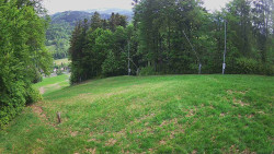 Prostřední část sjezdovky a snowpark