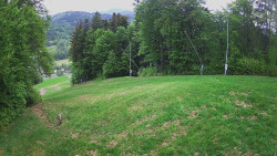 Prostřední část sjezdovky a snowpark