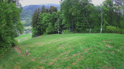 Prostřední část sjezdovky a snowpark