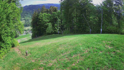 Prostřední část sjezdovky a snowpark