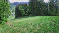 Prostřední část sjezdovky a snowpark
