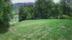 Prostřední část sjezdovky a snowpark
