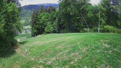 Prostřední část sjezdovky a snowpark