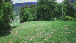 Prostřední část sjezdovky a snowpark