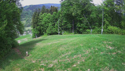 Prostřední část sjezdovky a snowpark