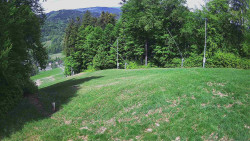 Prostřední část sjezdovky a snowpark