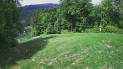 Prostřední část sjezdovky a snowpark